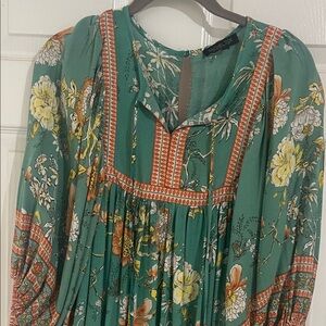 Bojo tunic blouse size small